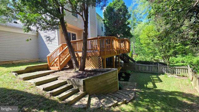 10542 REEDS LANDING CIR, Burke, VA 22015