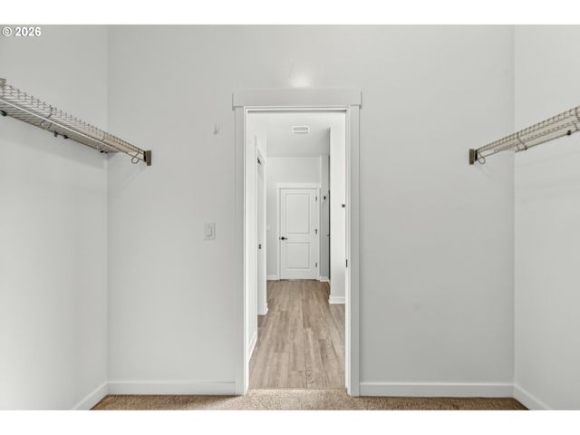 8068 Se DELINE St, Hillsboro, OR 97123