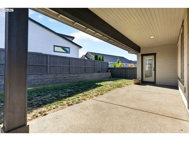 8068 Se DELINE St, Hillsboro, OR 97123