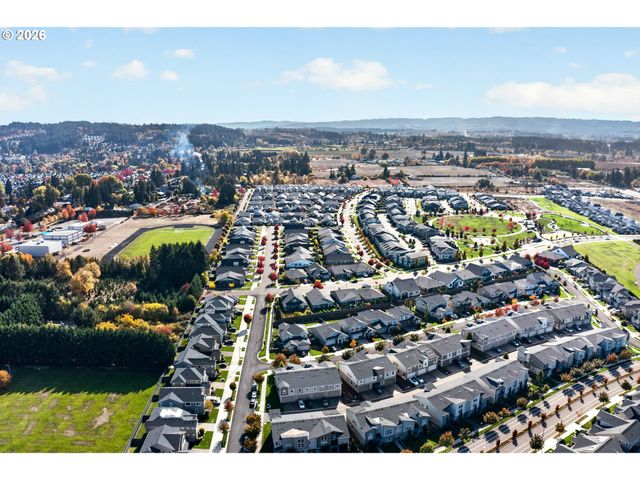 8068 Se DELINE St, Hillsboro, OR 97123