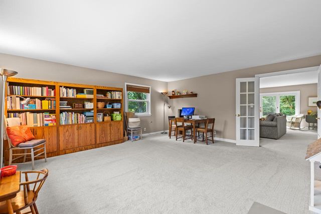 N31W22025 Shady LANE, Pewaukee, WI 53072