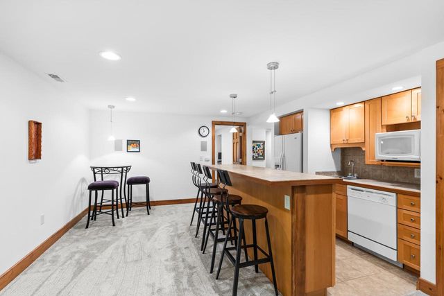 N31W22025 Shady LANE, Pewaukee, WI 53072