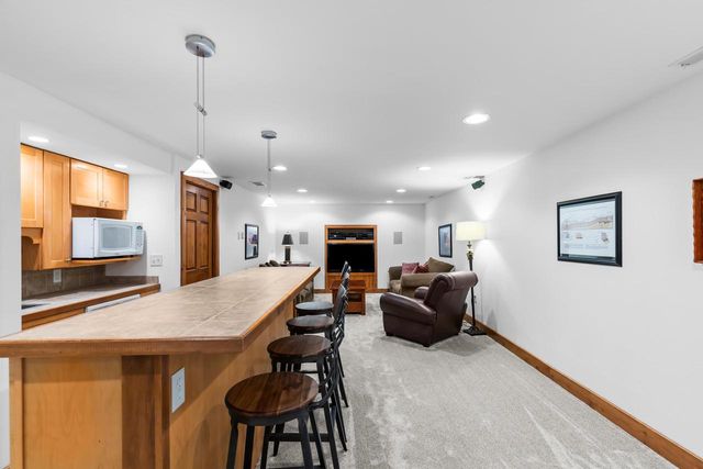 N31W22025 Shady LANE, Pewaukee, WI 53072