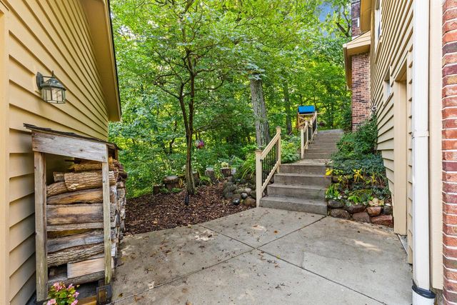 N31W22025 Shady LANE, Pewaukee, WI 53072