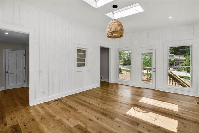 4587 Gilhams Road NE, Roswell, GA 30075