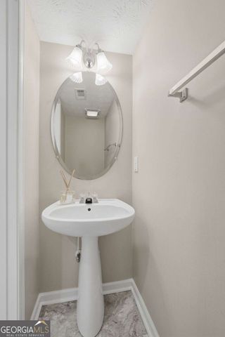 436 W Oaks Trail, Woodstock, GA 30188