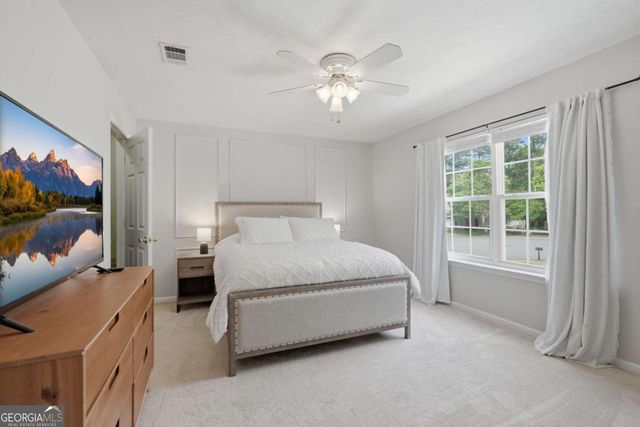 436 W Oaks Trail, Woodstock, GA 30188