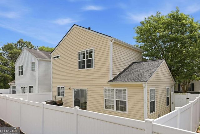 436 W Oaks Trail, Woodstock, GA 30188