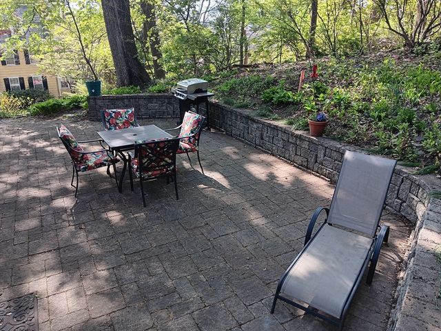 8 Montvale, Worcester, MA 01609