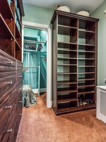 8 Montvale, Worcester, MA 01609