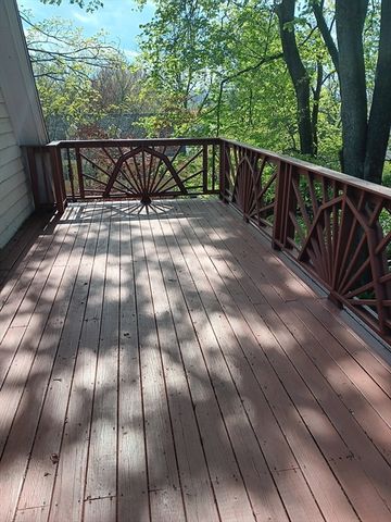 8 Montvale, Worcester, MA 01609