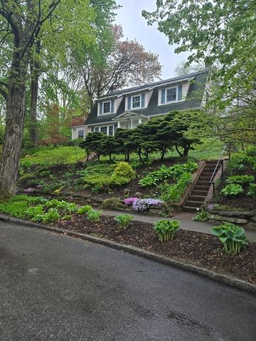 8 Montvale, Worcester, MA 01609