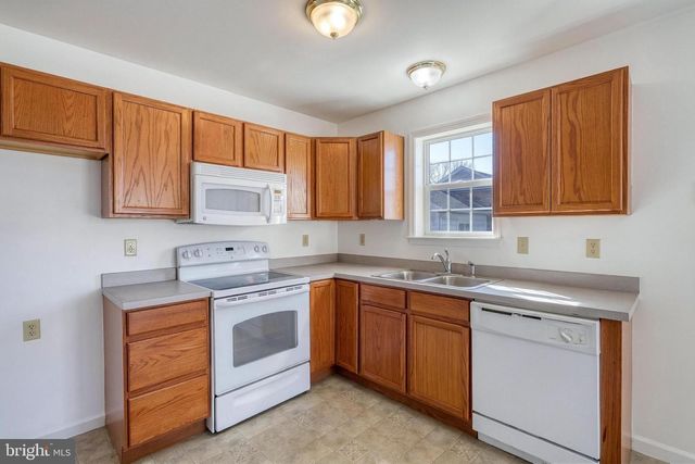 213 MARKET ST, Highspire, PA 17034