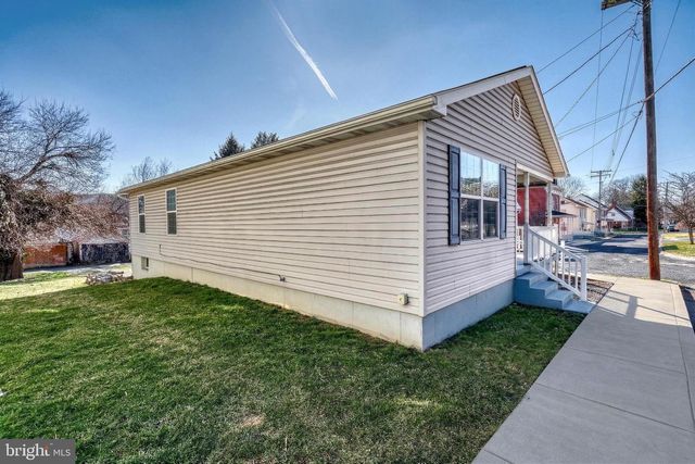 213 MARKET ST, Highspire, PA 17034