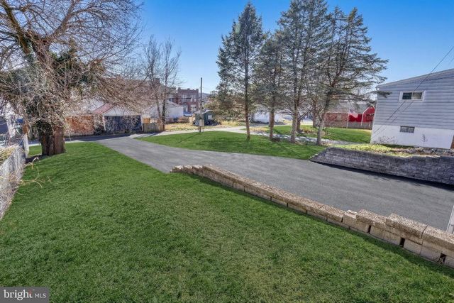 213 MARKET ST, Highspire, PA 17034