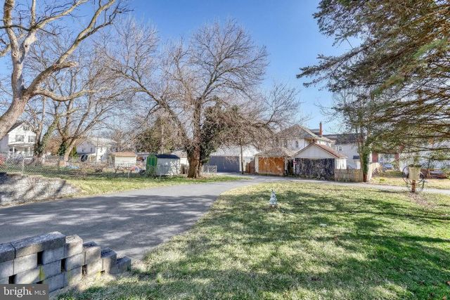 213 MARKET ST, Highspire, PA 17034