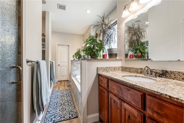 9696 Fuller Road, Rogers, AR 72756