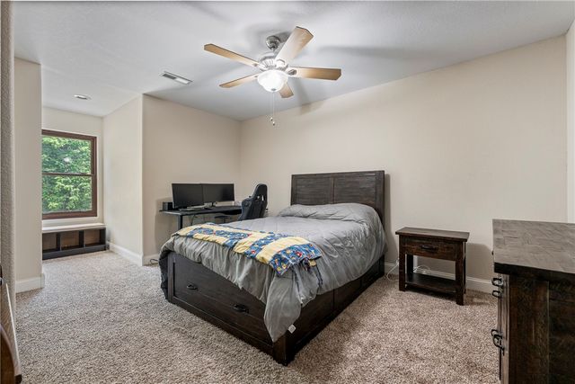 9696 Fuller Road, Rogers, AR 72756