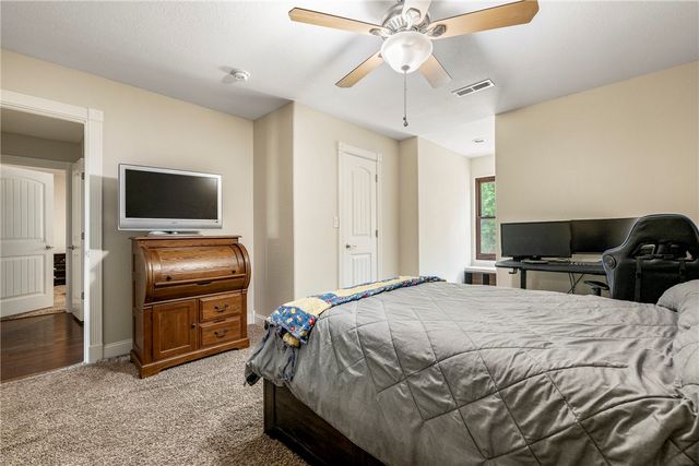 9696 Fuller Road, Rogers, AR 72756