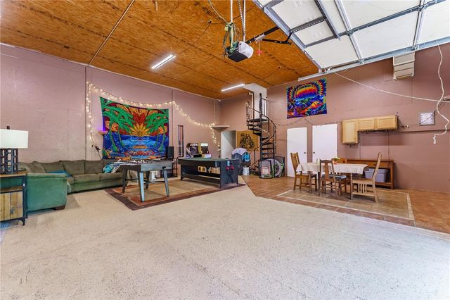 9696 Fuller Road, Rogers, AR 72756