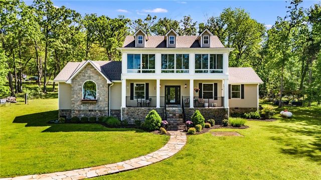 9696 Fuller Road, Rogers, AR 72756