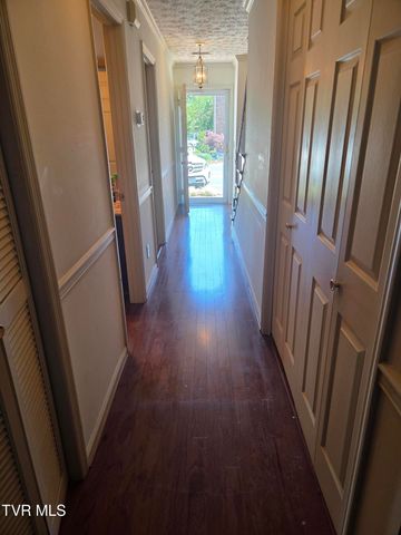 400 Sunset Drive Apt G33, Johnson City, TN 37604