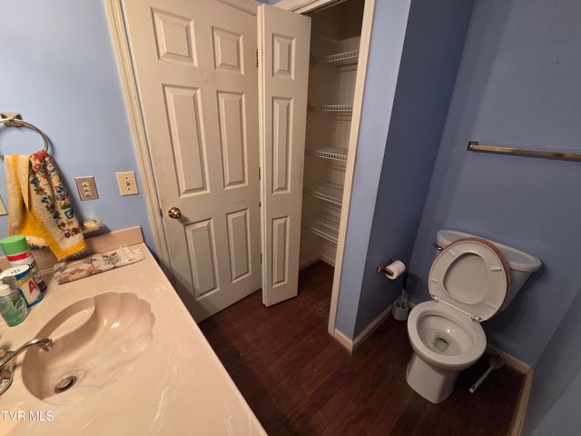 400 Sunset Drive Apt G33, Johnson City, TN 37604