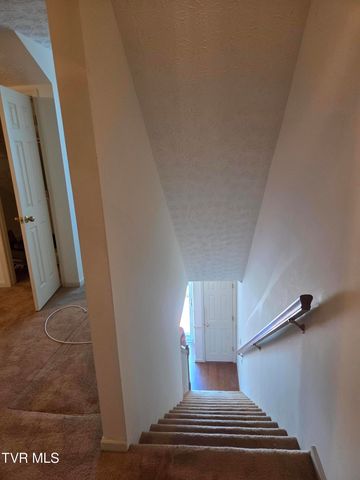 400 Sunset Drive Apt G33, Johnson City, TN 37604