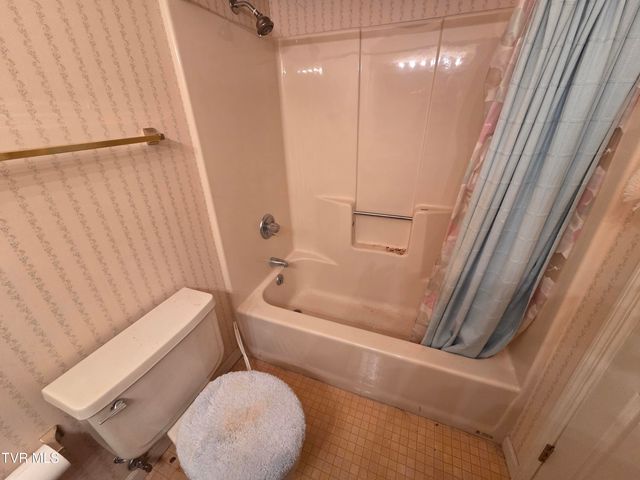 400 Sunset Drive Apt G33, Johnson City, TN 37604