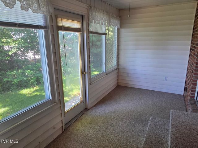 400 Sunset Drive Apt G33, Johnson City, TN 37604