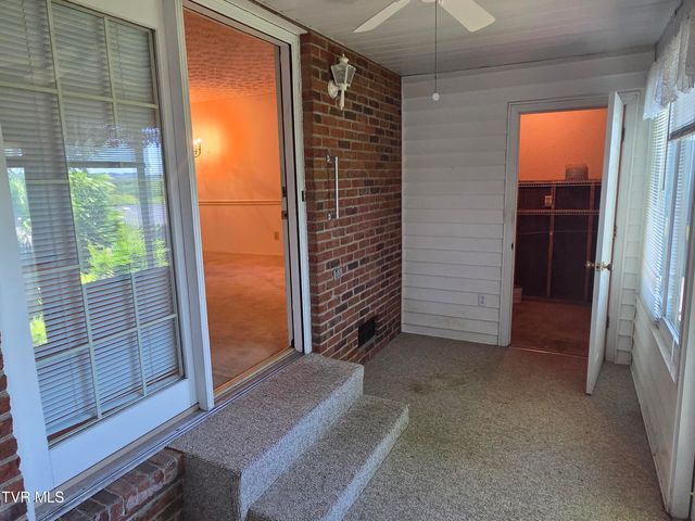 400 Sunset Drive Apt G33, Johnson City, TN 37604