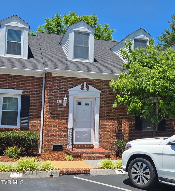 400 Sunset Drive Apt G33, Johnson City, TN 37604