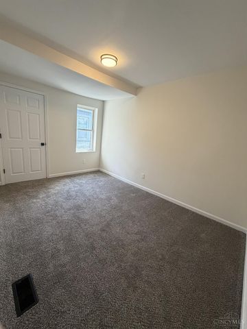 2001 Woodlawn Avenue, Middletown, OH 45044