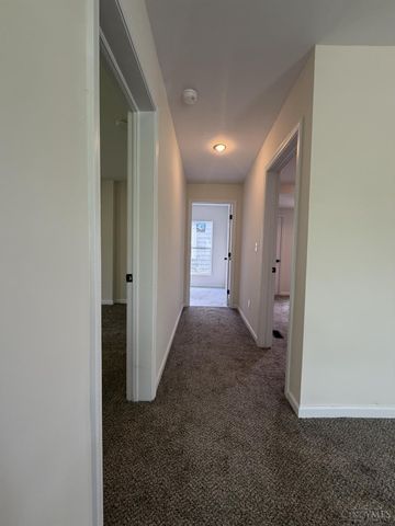 2001 Woodlawn Avenue, Middletown, OH 45044