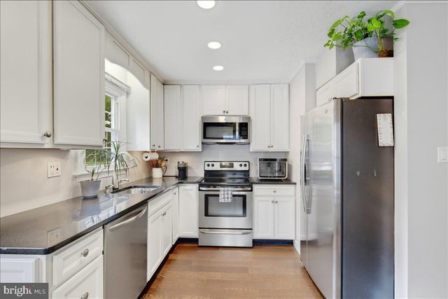 1000 HYDE PARK DR, Annapolis, MD 21403