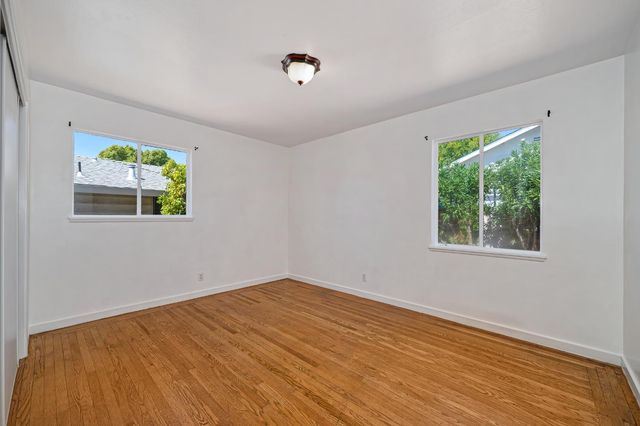 3639 Whitney Ave, Sacramento, CA 95821
