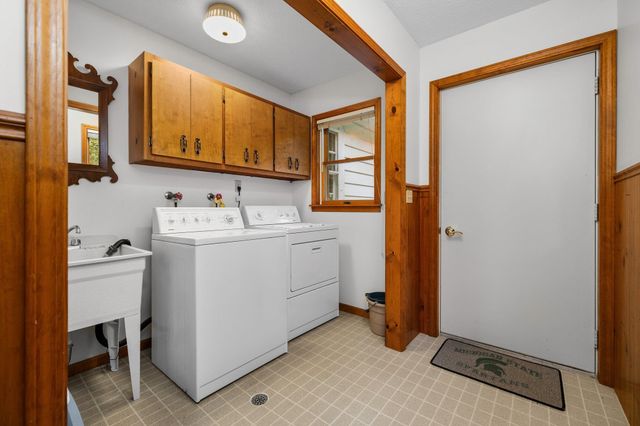 7548 S Dune Highway, Empire, MI 49630