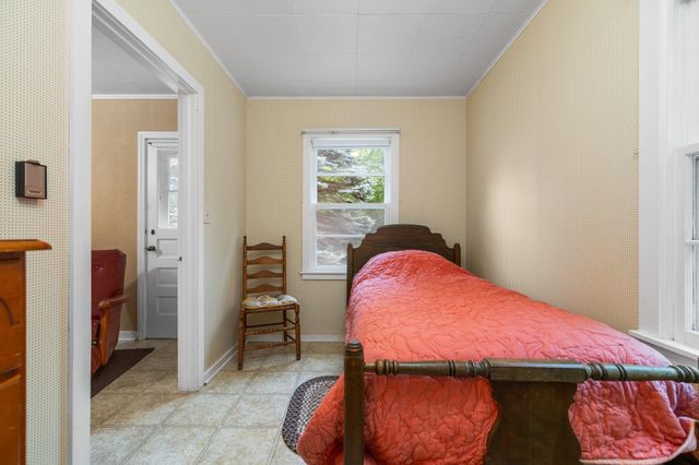 7548 S Dune Highway, Empire, MI 49630