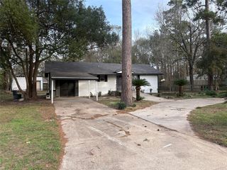 1301 Magnolia Point, Huffman, TX 77336