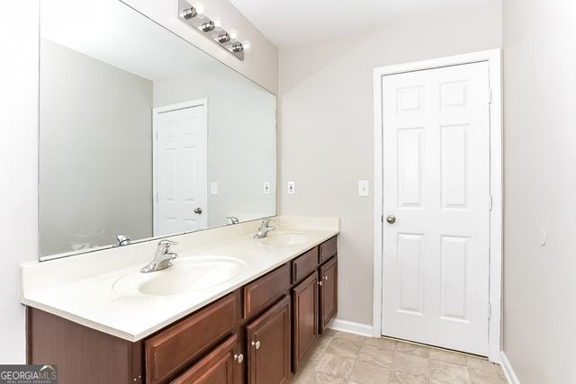 5118 Upper Elm Street, South Fulton, GA 30349