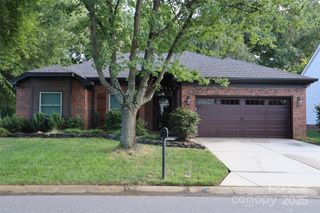 211 Southhaven Drive, Mooresville, NC 28117