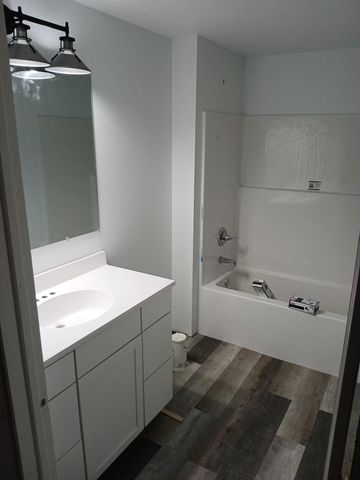 922 County Road T, Hammond, WI 54015