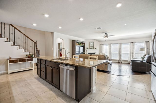 520 Winnetka Drive, Oak Point, TX 75068