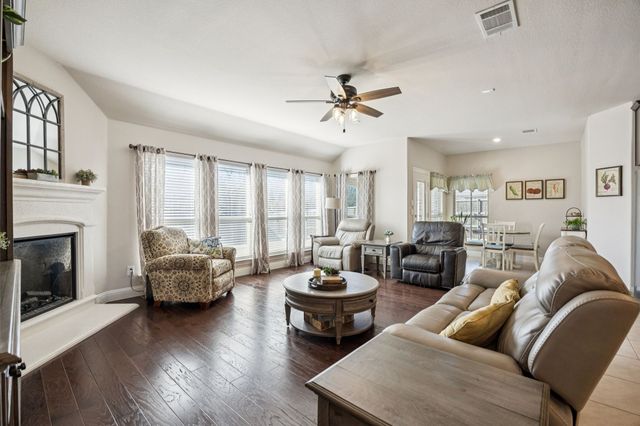 520 Winnetka Drive, Oak Point, TX 75068