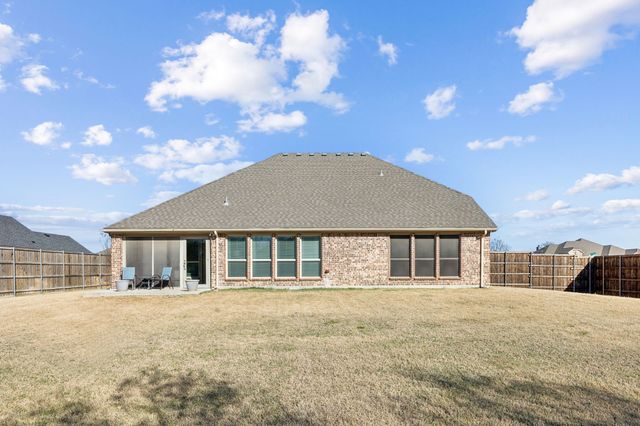 520 Winnetka Drive, Oak Point, TX 75068