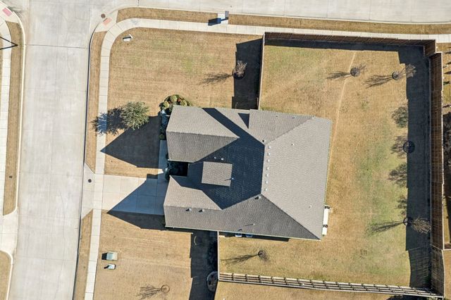 520 Winnetka Drive, Oak Point, TX 75068