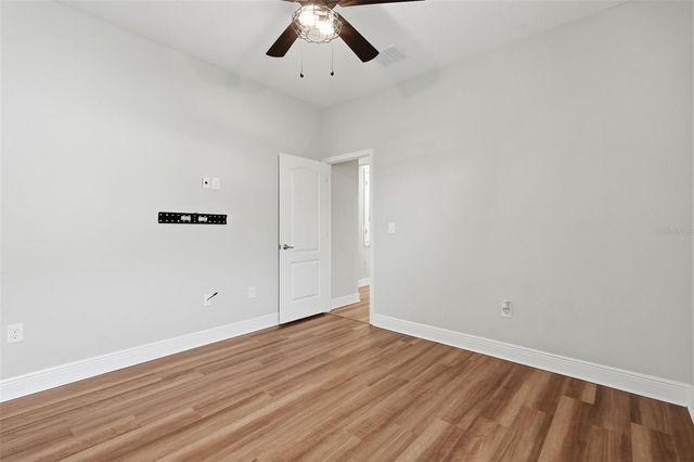 31068 JAZZ LEAF PLACE, San Antonio, FL 33576