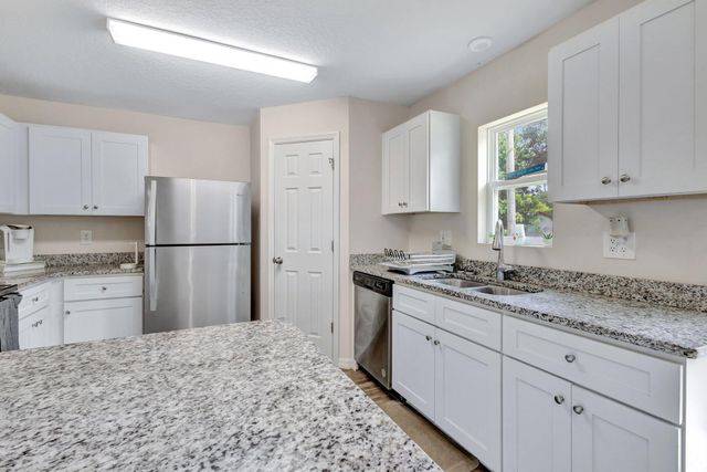 7106 Lakeland Boulevard, Fort Pierce, FL 34951