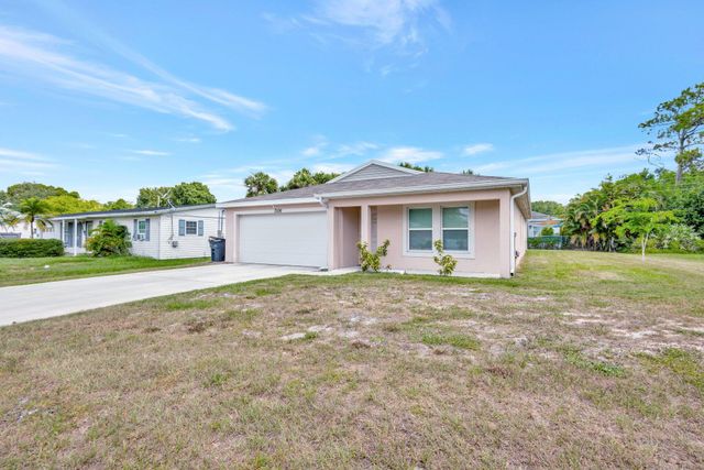 7106 Lakeland Boulevard, Fort Pierce, FL 34951