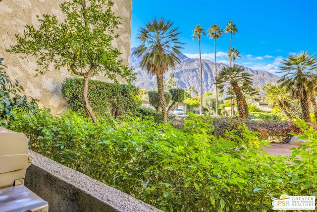 1660 S La Reina Way 1A, Palm Springs, CA 92264